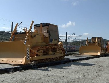 Ξεκινά η ανοικοδόμηση της Συρίας: Πάνω 4000 τόνους υλικού και μηχανημάτων στέλνει η Ρωσία